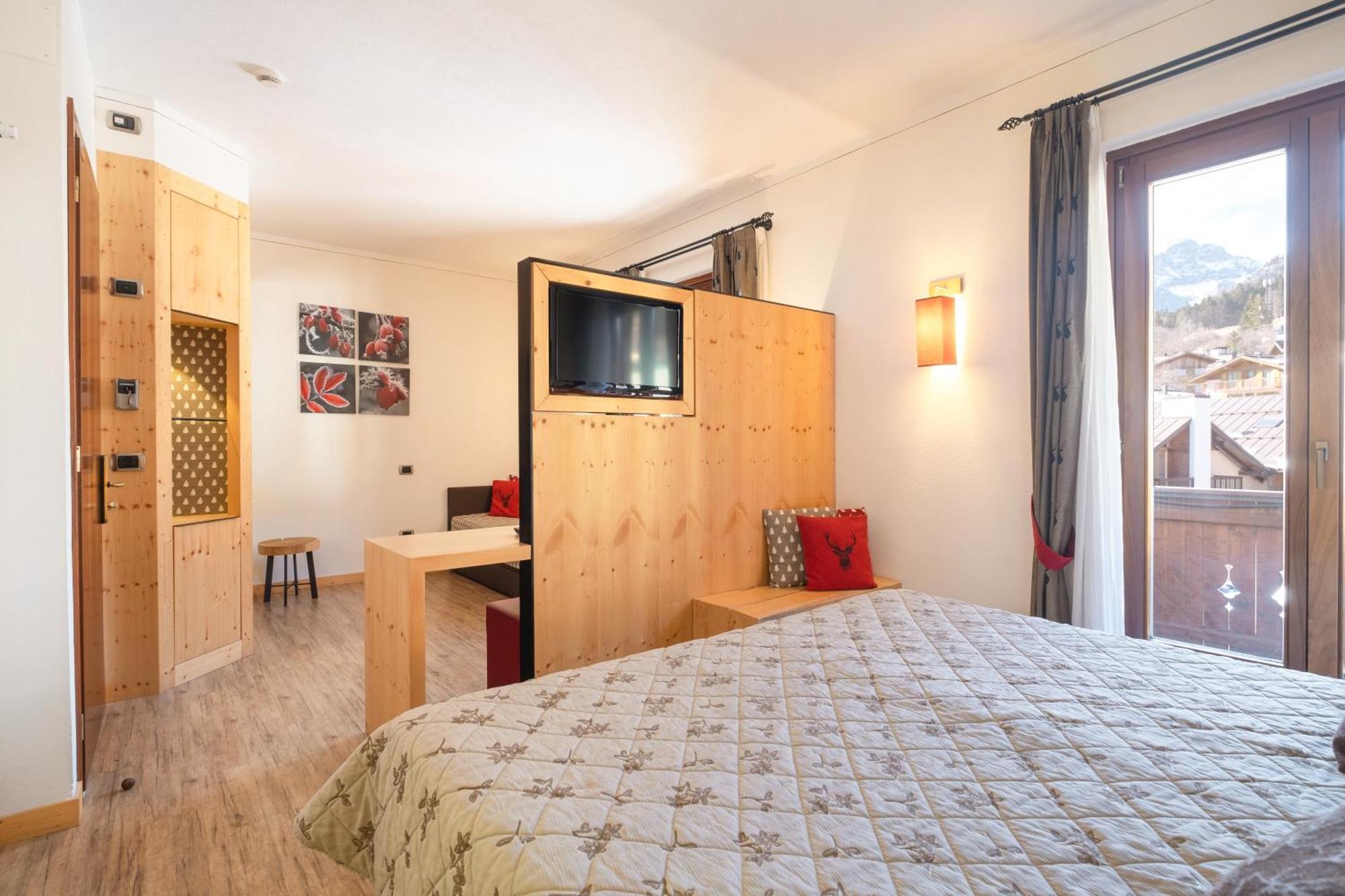 Il Piccolo Dolomiti Resort Andalo Eksteriør billede