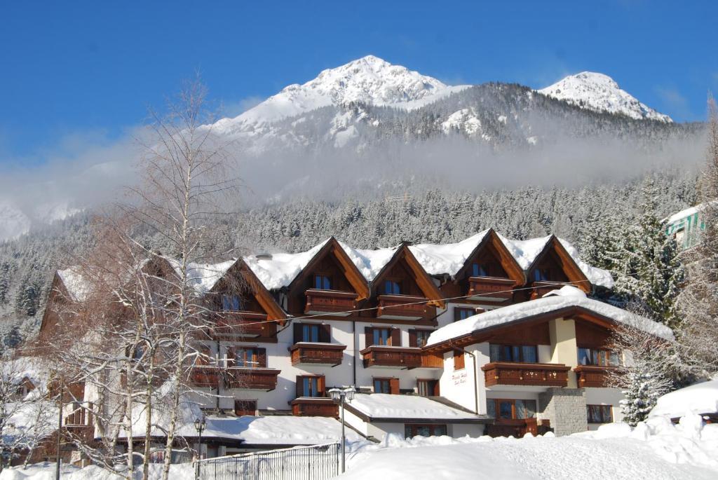 Il Piccolo Dolomiti Resort Andalo Eksteriør billede